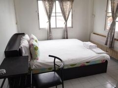 ツーリスト イン ホーム アンド ブレッド 写真