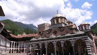 美し過ぎる僧院