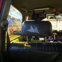 夜の「ビクトリアピーク」もタクシー往復しました 