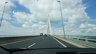 【ノルマンディー橋】 セーヌ川河口の斜張橋
