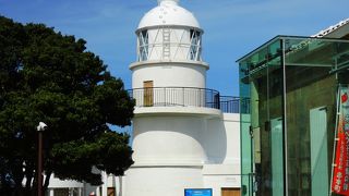 日本最古の石造り灯台