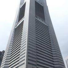 横浜ランドマークタワー