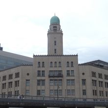 横浜税関本関庁舎