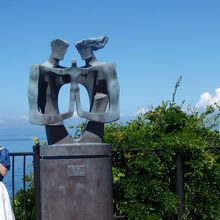 インパクトのあるオブジェ