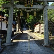 湖北の秘境に帝を祀るという