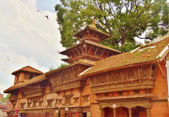 複合的な建物、バグワティ寺院