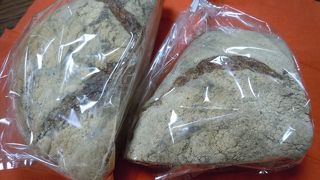 パン・オ・ルヴァンは大きめで