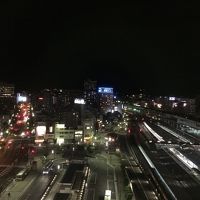ホテルからみた岡山駅周辺の夜景です。