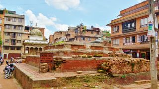 倒壊したパタンのジャガナラヤン寺院