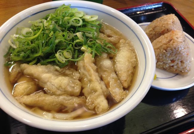 美味しいごぼう天うどん