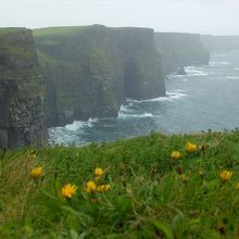 遊歩道から見たモハーの断崖の南方向