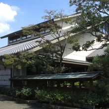 会席料理の建物。