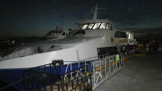 セブ～ボホール島のタグビラランへは高速船で！　オーシャンジェットで２時間の船の旅を
