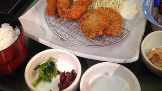 トンカツオイシイ