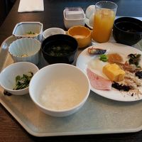 朝食です。最初は和食のものを選びました