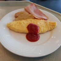 手作りオムレツです。チーズのみ入れてもらいました。