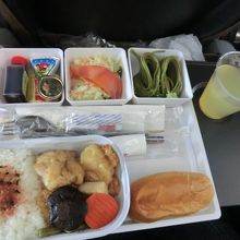 一回目の食事（ご飯）