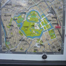 南町奉行所は、江戸城から見ると南ではなく、東側に在ったのです