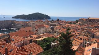 存在感のある教会