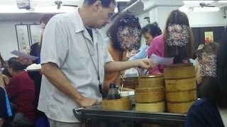 古いスタイルの飲茶？