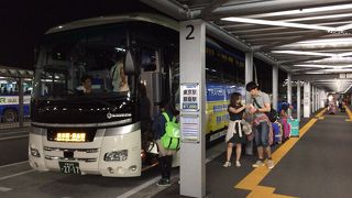 路線バスを快適に利用するなら始発の第三ターミナルから。