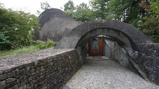 【中軽井沢】石の教会は駐車場の奥ですよ！