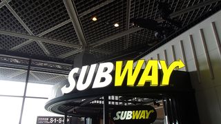 第1ターミナルのサブウェイ