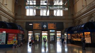 雰囲気のある駅です