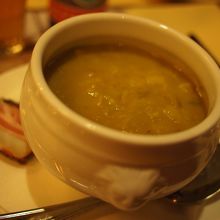 ツーリストコースのスープ