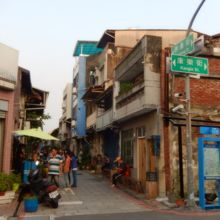 康楽街との交差点