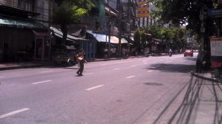 これぞ中華街という雰囲気が伝わってきました。