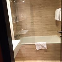 足を延ばしてゆっくりバスタブに入れました。入浴剤は持参下さい