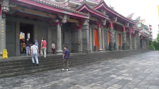 関羽を祀る商売の神様