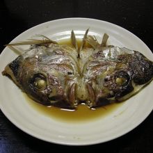 この煮魚がほんとおいしい！