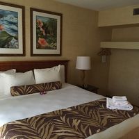 別の部屋にソファーベッドがあり、4名まで宿泊可能