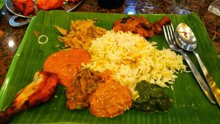 リトルインディアのカレーの名店