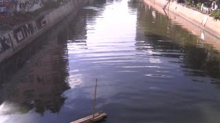 どちらへ行ってもチャオプラヤー川