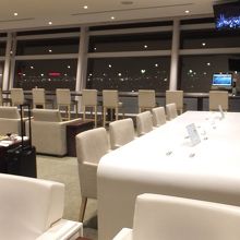 羽田空港国際線 TIAT LOUNGE