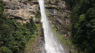 お滝拝所からみてきました