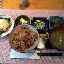 酵素玄米ご飯と、本日のスープは牛蒡