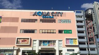 自由の女神の近く