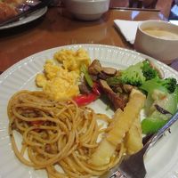 必要十分な朝食でした