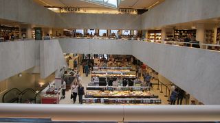 バーゲンの本があります。