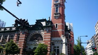 赤い煉瓦の時計台