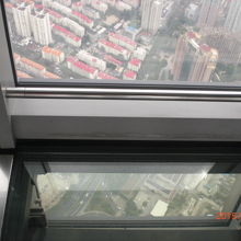 足元にヒヤヒヤ