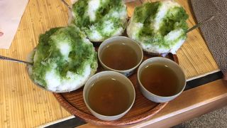 夏は赤福氷（もち入り）！