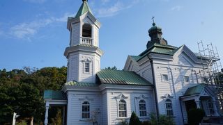 ハリストス教会といえば函館が有名ですが、こちらはさらに3年早くできた教会です