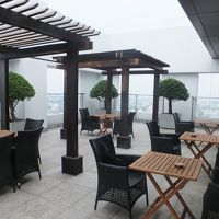ラウンジにはテラスもありました