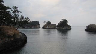 大小の島々が作る風景