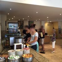 朝のビュッフェ